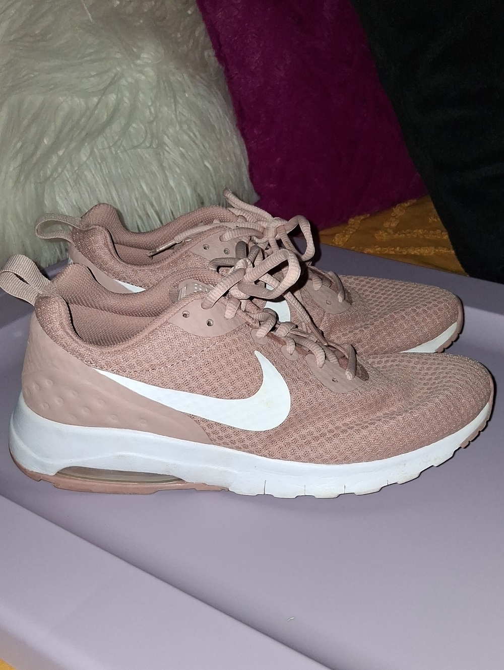 Nike Air Max Motion Shoes Athletic Running Sneakers Sz. 9.5